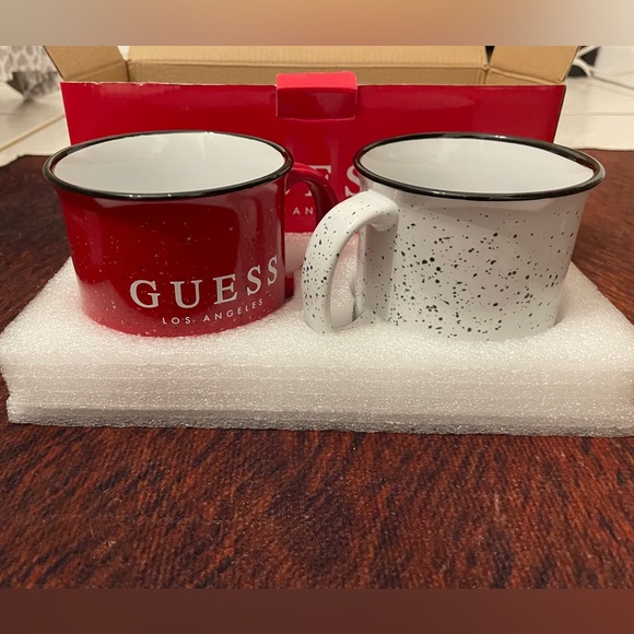 Christmas Guess Mugs - Picture 2 of 5